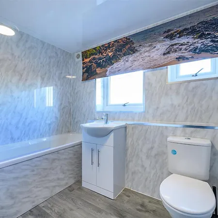 -rags- For Your Relaxed, Cosy Stay, Free Parking *