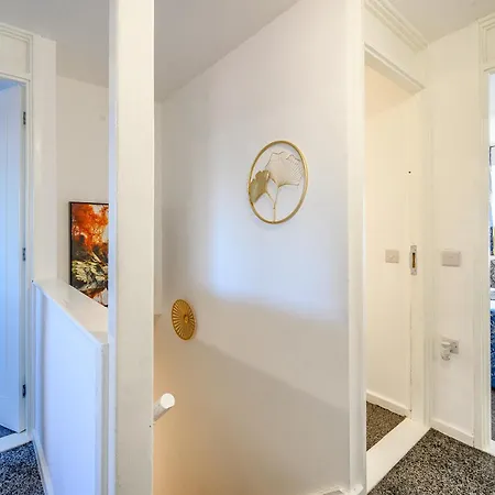 -rags- For Your Relaxed, Cosy Stay, Free Parking