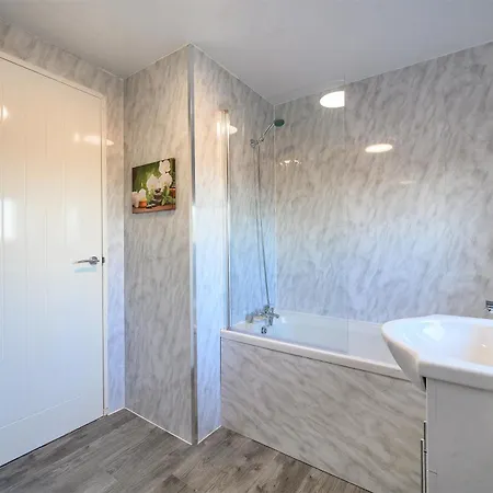 Ra46Gs - Cozy Double Room In West Yorkshire Δωμάτια σε οικογενειακή κατοικία *