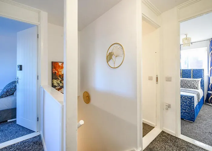 -rags- For Your Relaxed, Cosy Stay, Free Parking