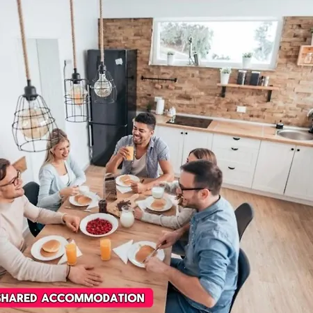 -rags- For Your Relaxed, Cosy Stay, Free Parking Δωμάτια σε οικογενειακή κατοικία